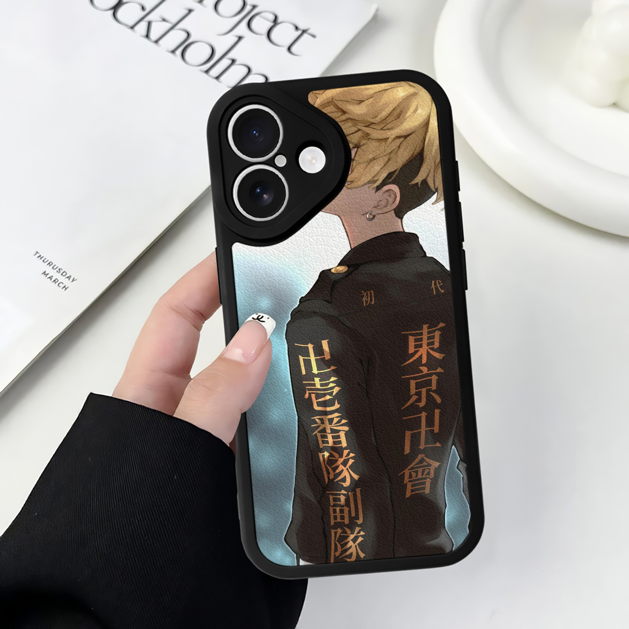 （画像用） 東京リベンジャーズ Tokyo Revengers 【iPhone 16シリーズ対応】シリコンスマホケース（レザー調） 材質：シリコン